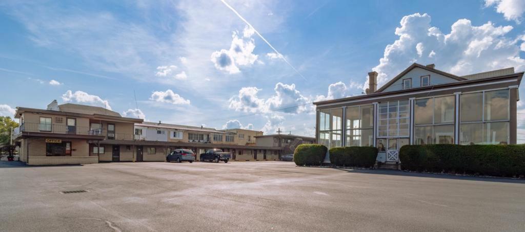 Dubois Manor Motel Exterior foto